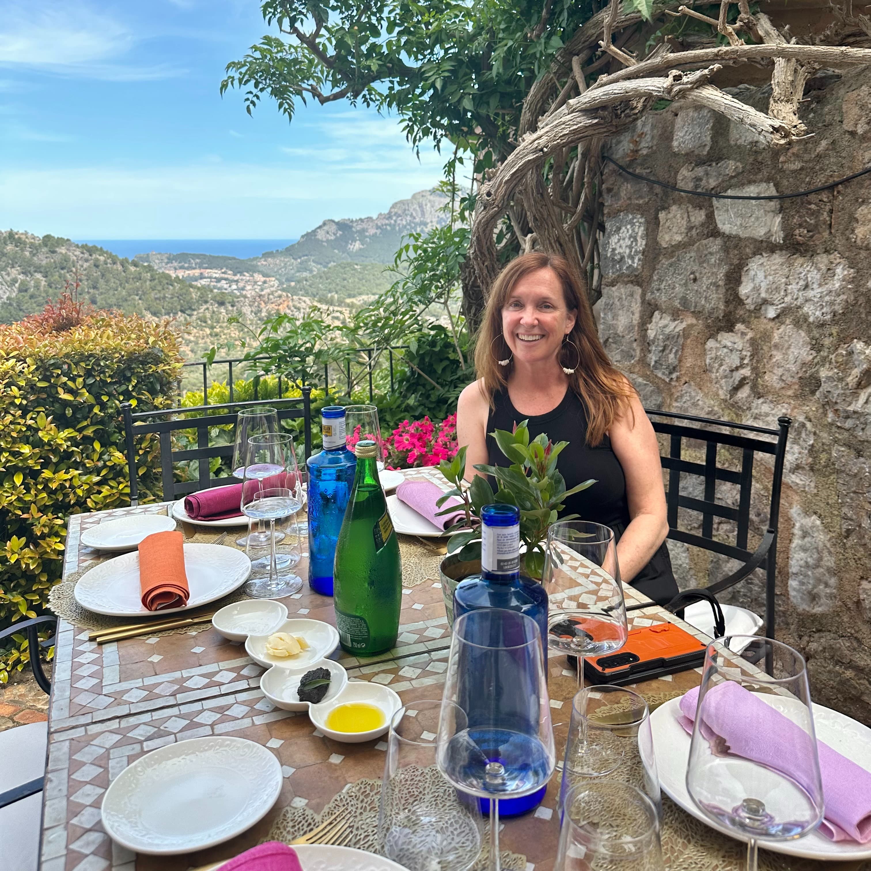 Jennifer Lopez - Centum Advisor